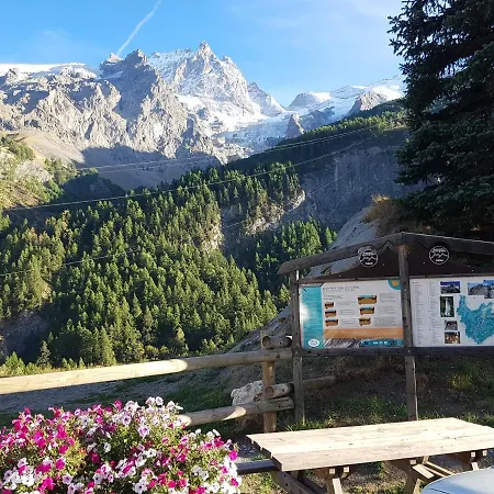 Agreable Au Calme Avec Vue Montagne, Commune De Le Monetier Les Bains - Le Freyssinet Daire *